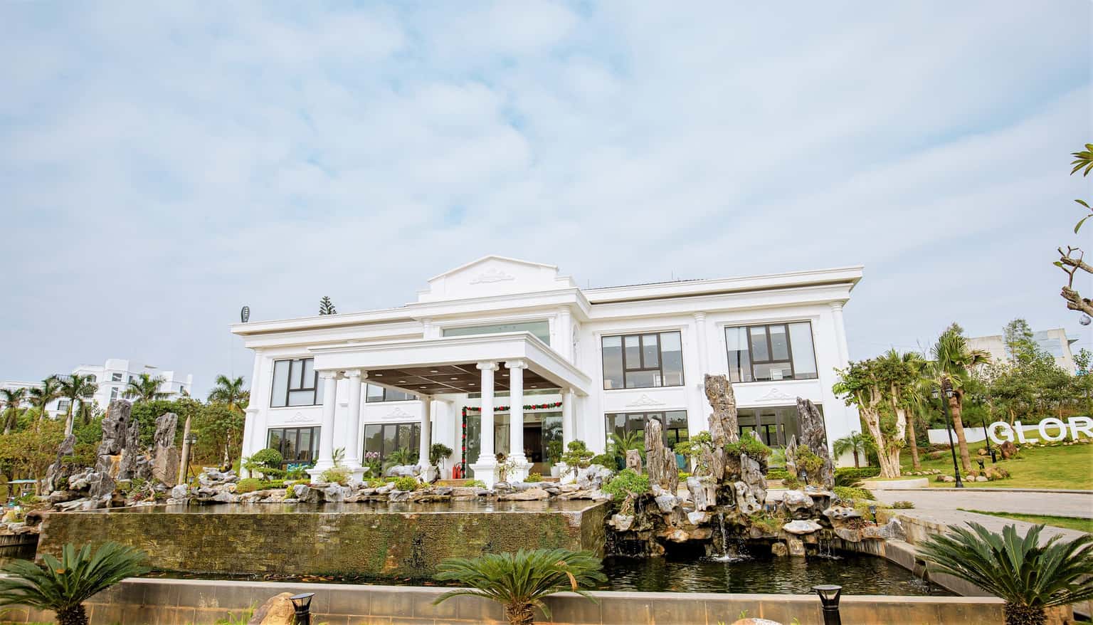 justfly glory resort son tay