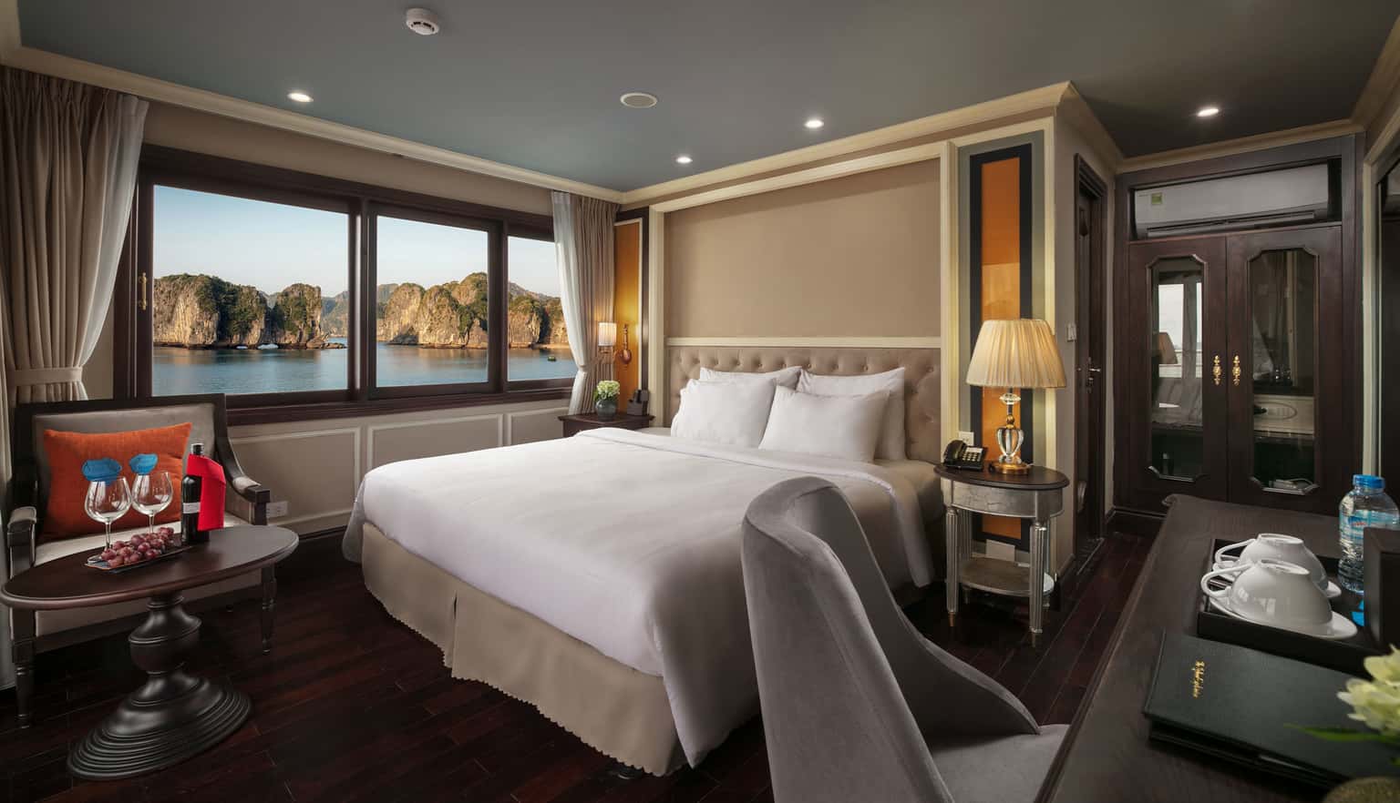athena luxury cruise ha long bay