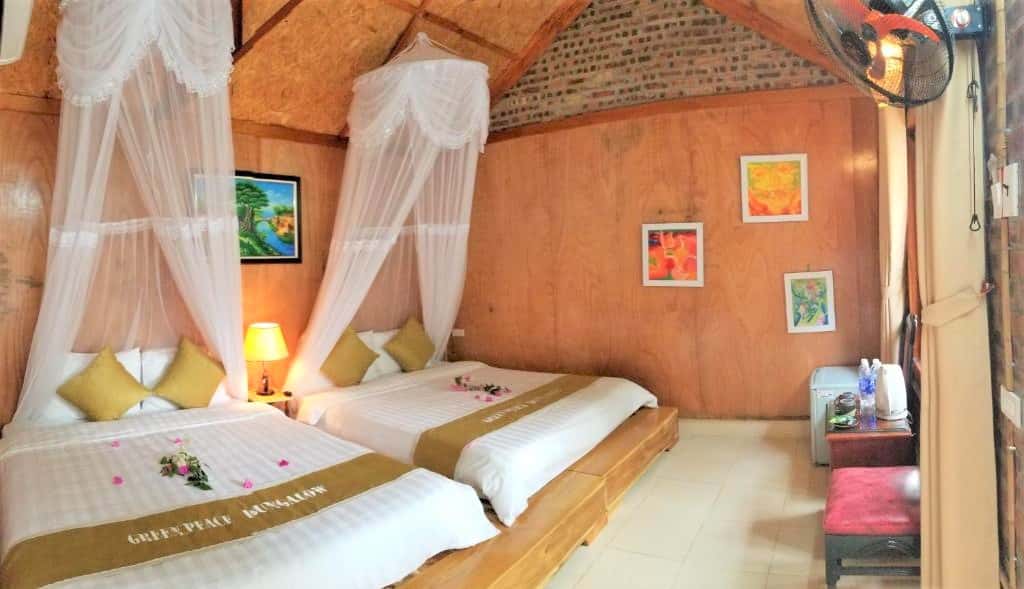 justfly phong triple view vuon green peace bungalow ninh binh