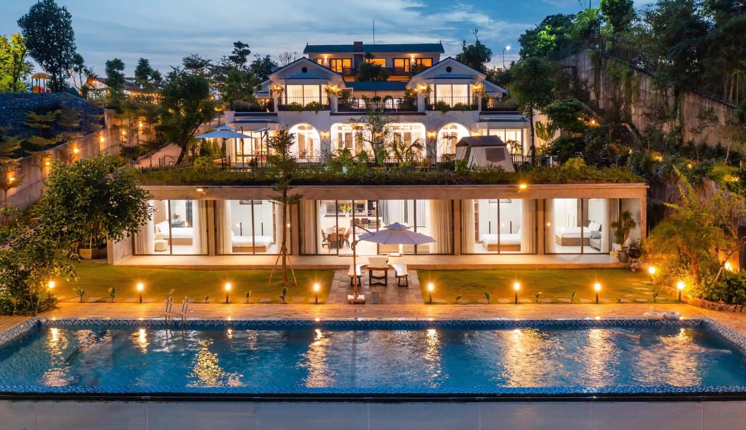Sunrise Villa (Đồng Chanh Lake Ville), Hoà Bình — photo 1
