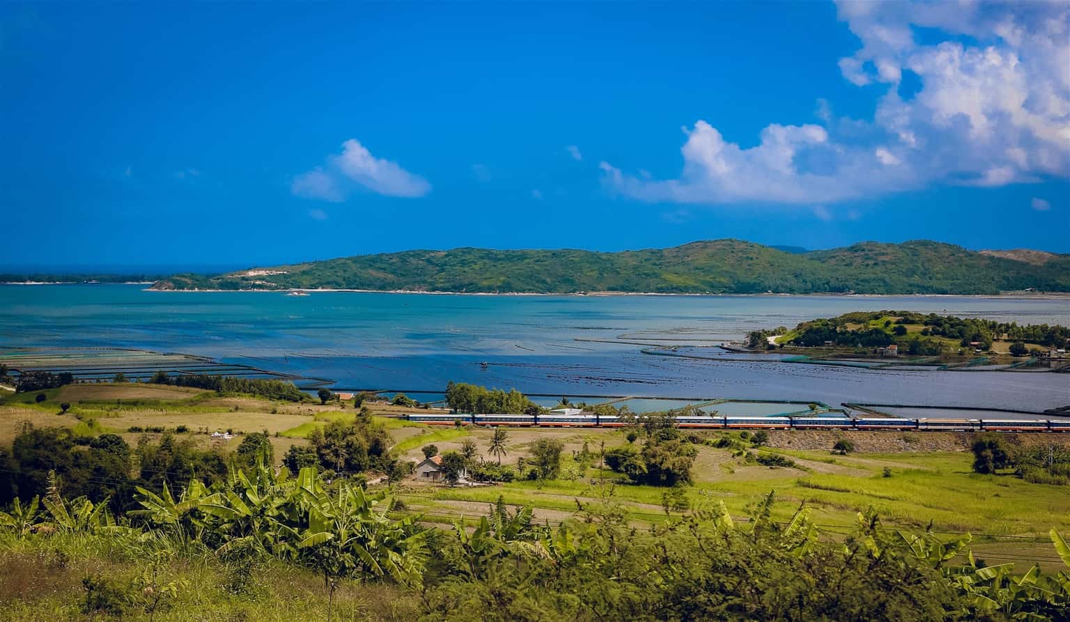 justfly dam o loan phu yen 