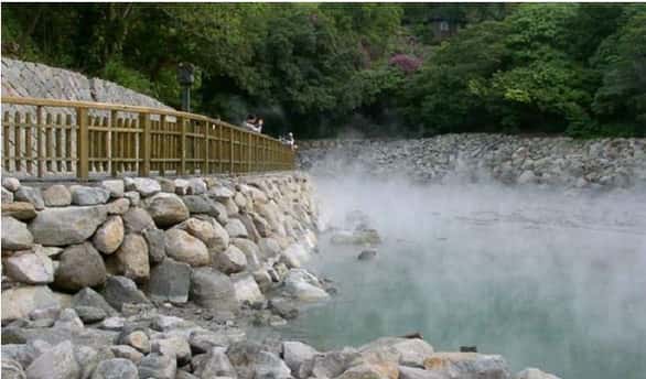 Suối khoáng nóng Kim Bôi tại Hòa Bình — ảnh 1