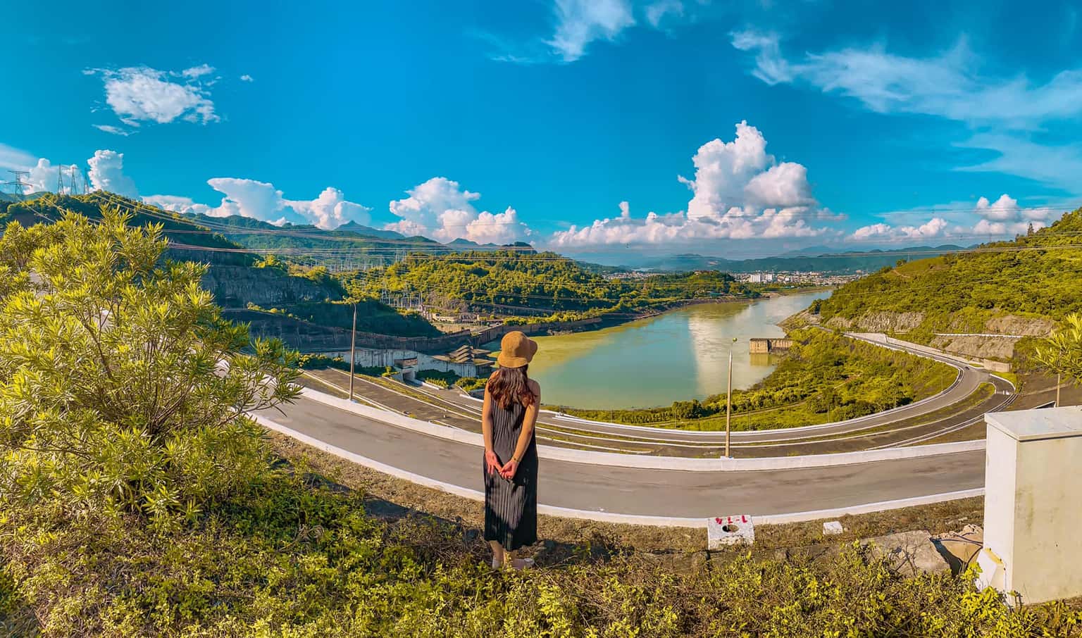 nha may thuy dien hoa binh