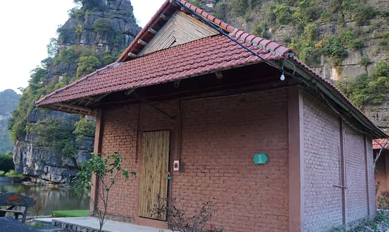 justfly ninh binh valley homestay bungalow superior ninh binh