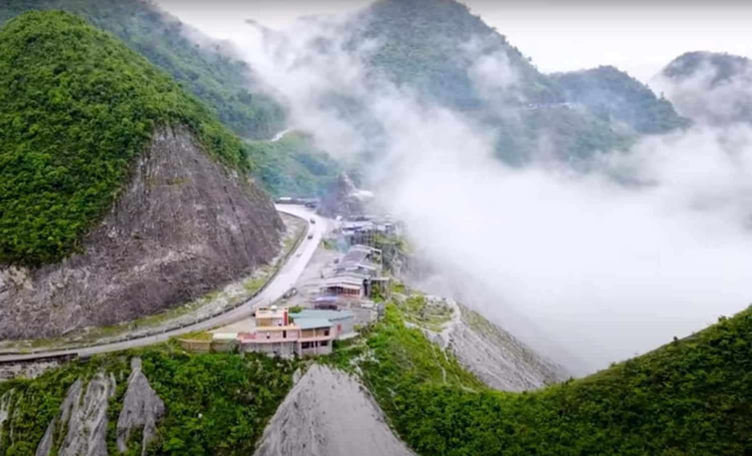 deo thung khe tan lac mai chau hoa binh 
