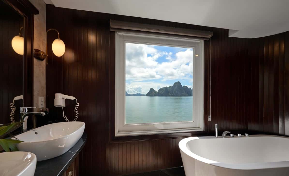 paradise elegance cruise 31 cabins ha long