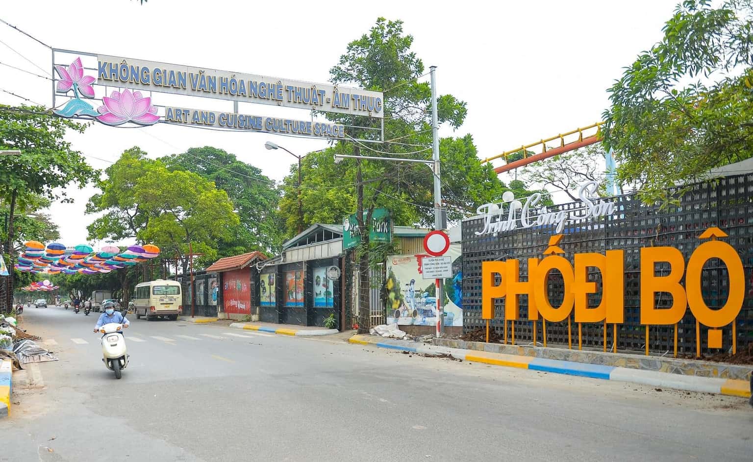 justfly pho di bo trinh cong son hanoi