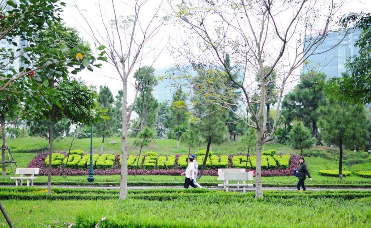 justfly cong vien cau giay hanoi
