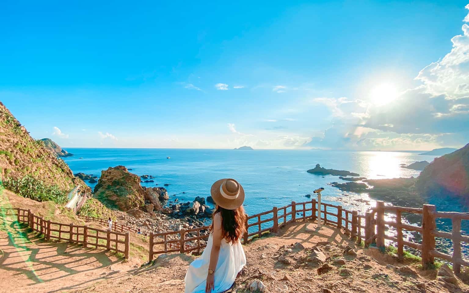 Kỳ Co - Eo Gió - Trung Lương 1 Ngày: Khám Phá Nét Đẹp Biển Đảo