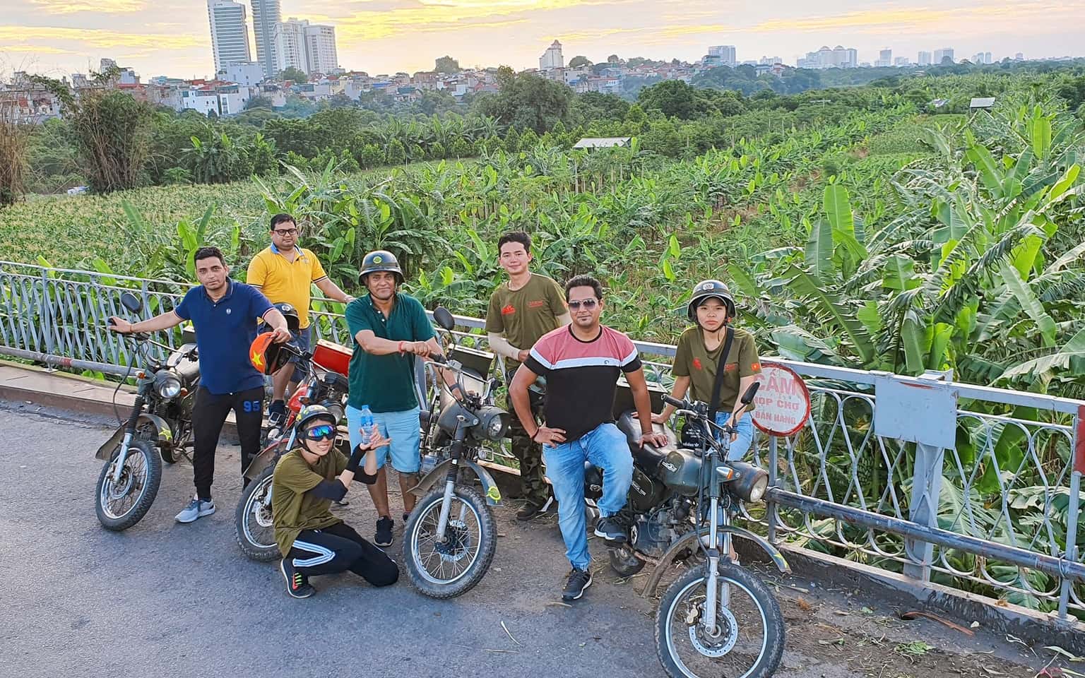 Khám Phá Miền Quê Hà Nội Bằng Xe Máy - Nửa Ngày