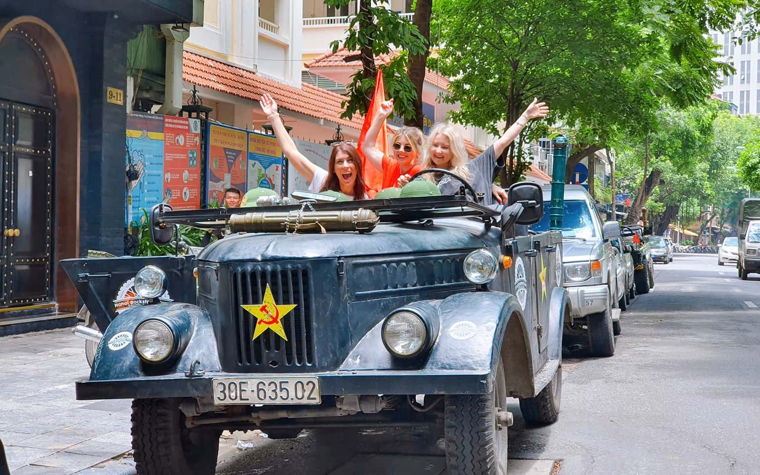 City Tour Hà Nội Bằng Xe Jeep - Nửa Ngày