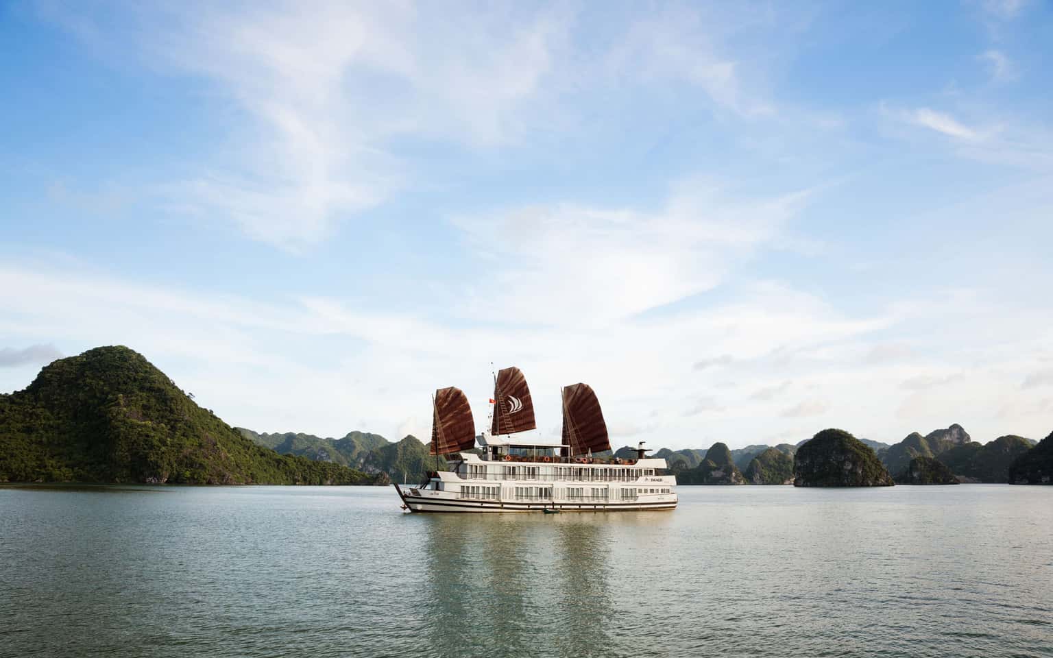 Pelican Classic - Pelican Cruise, Hạ Long