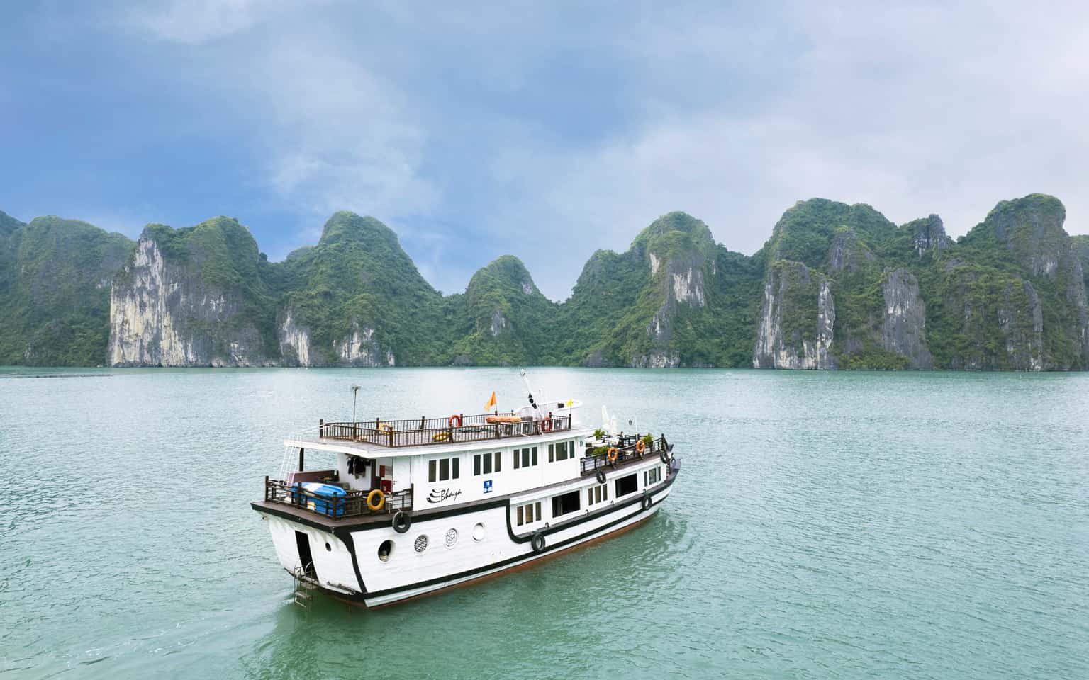 legend halong 1 cabin bhaya au co cruise ha long bay