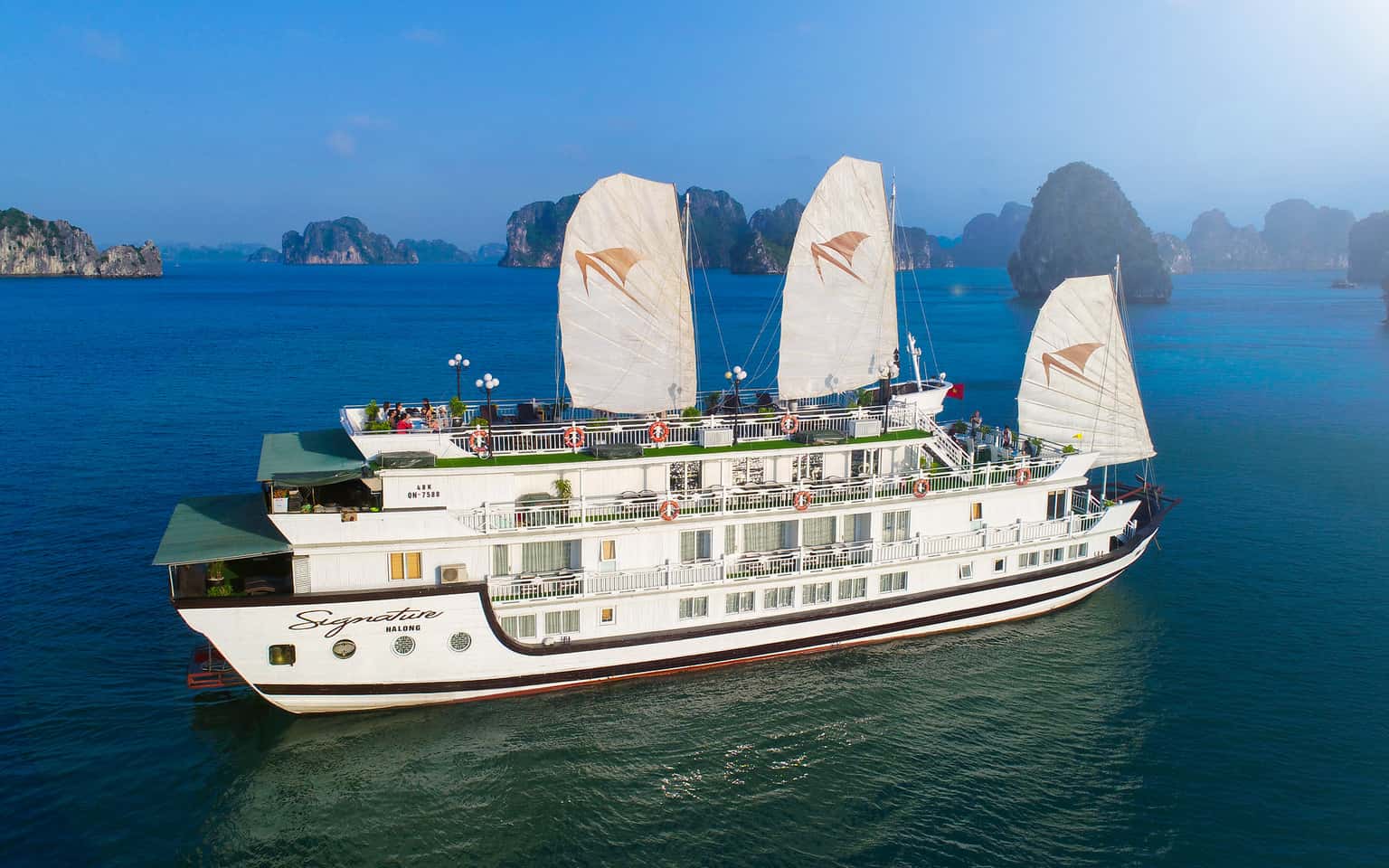 singnature cruise 12 cabins cruise ha-long bay