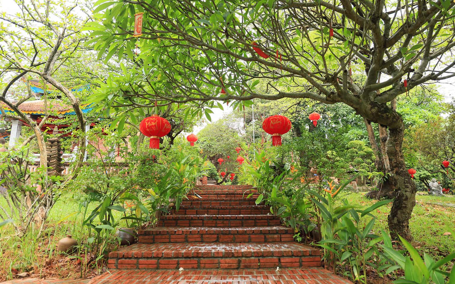 justfly khu du lich sinh thai long viet ba vi hanoi