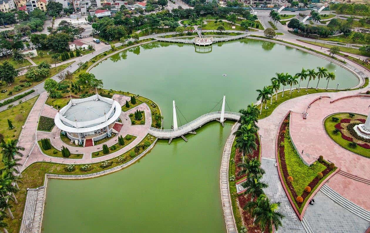 justfly cong vien hoa binh hanoi