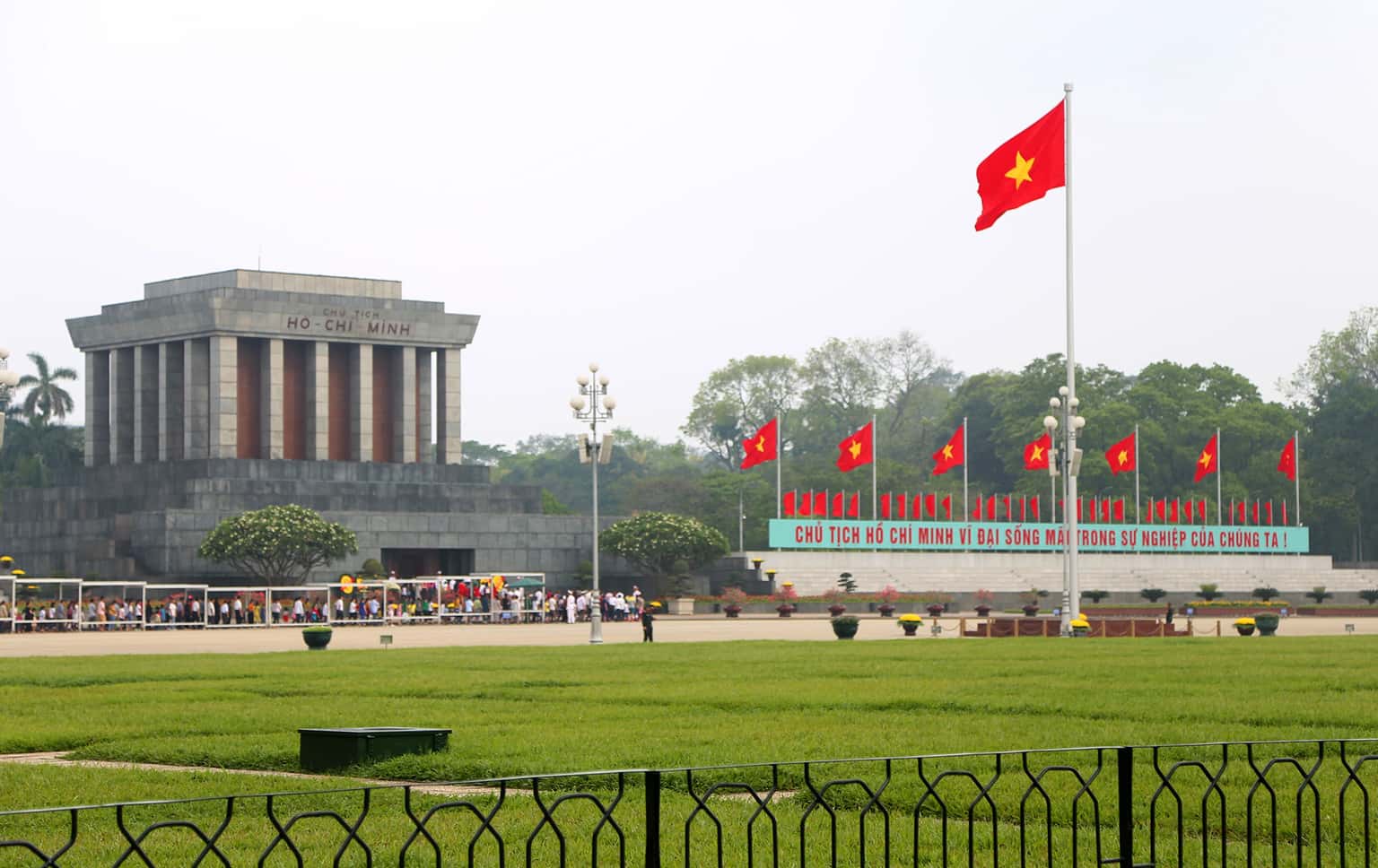 quang truong ba dinh ba dinh dia diem du lich ha noi atthan25