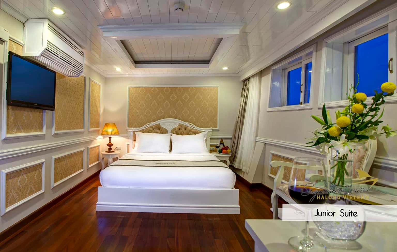 singnature cruise 12 cabins cruise ha-long bay