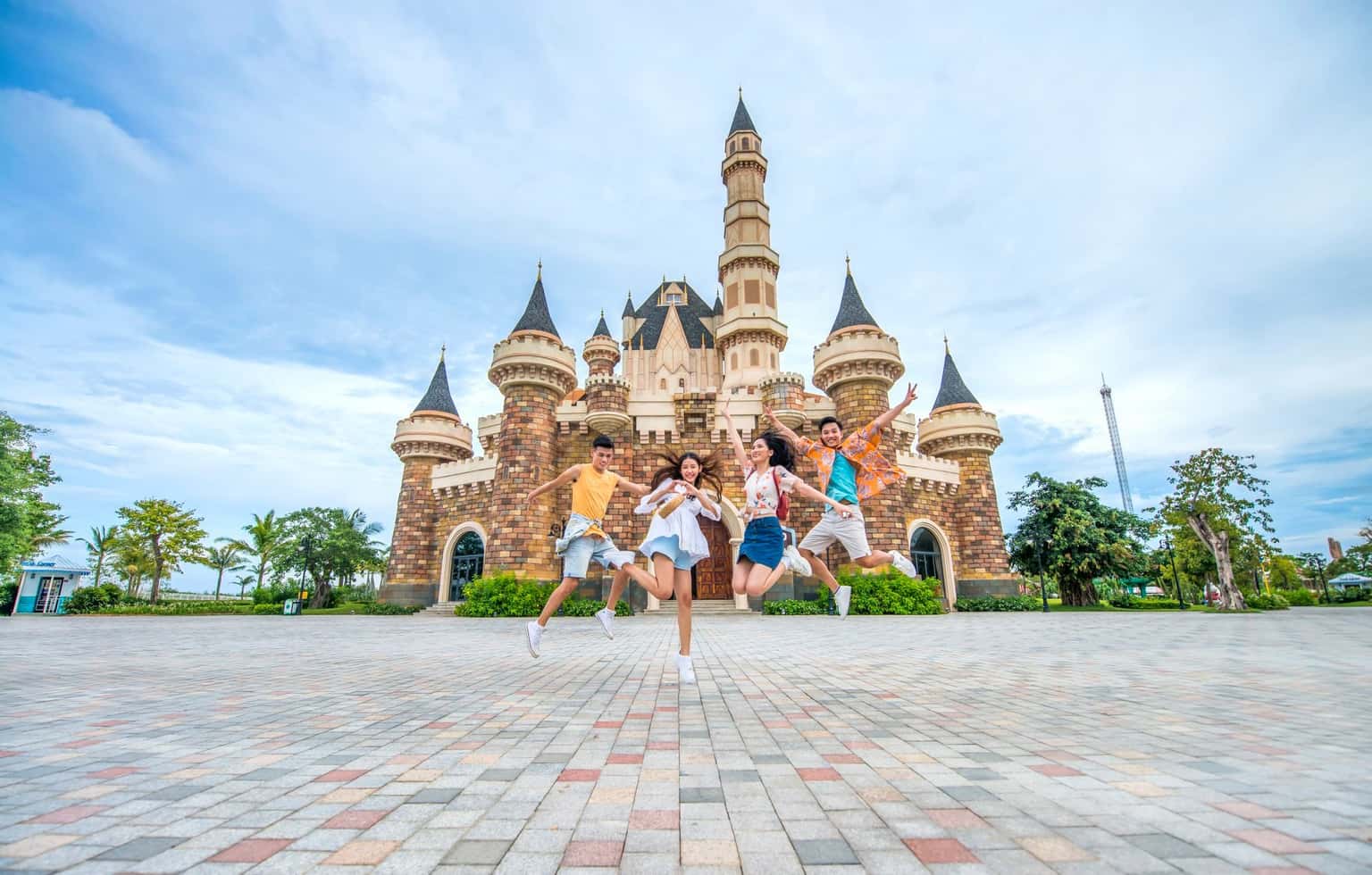 justfly vinwonders nam hoi an