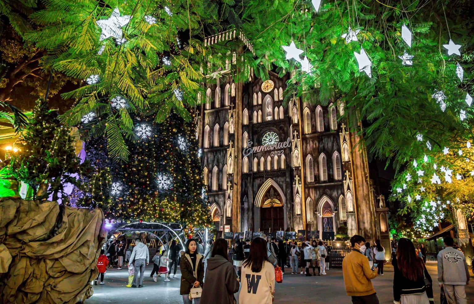 nha hat lon ha noi hoan kiem dia diem du lich ha noi atthan09
