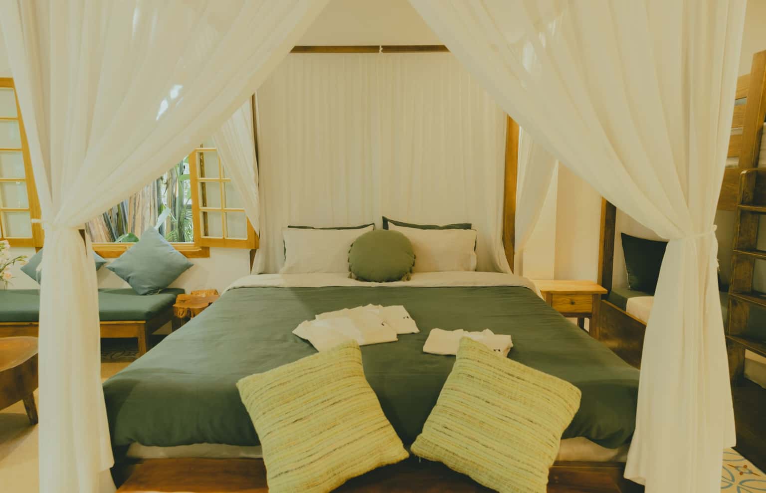 deluxe family suite the wooden gate ninh binh