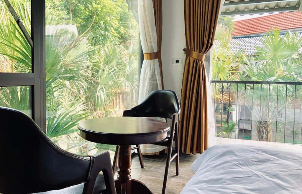 phong doi view ho nuoc king kong homestay ninh binh