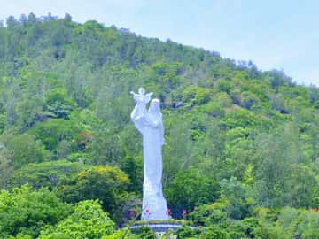 den thanh mau duc me bai dau dia diem du lich vung tau attvut34
