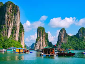 Làng chài Cửa Vạn, Hạ Long