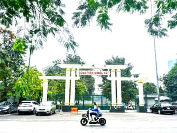 justfly cong vien nghia do hanoi