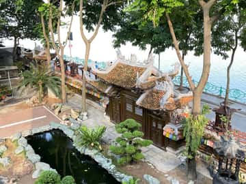 justfly chua van nien hanoi