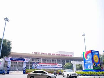 justfly cung van hoa lao dong huu nghi viet xo hanoi