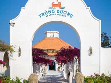 Trùng Dương 海鲜村
