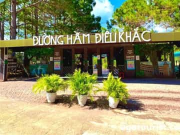 Đường hầm điêu khắc Đà Lạt