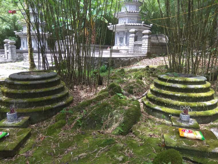 chua dia nguc tam dao vinh phuc