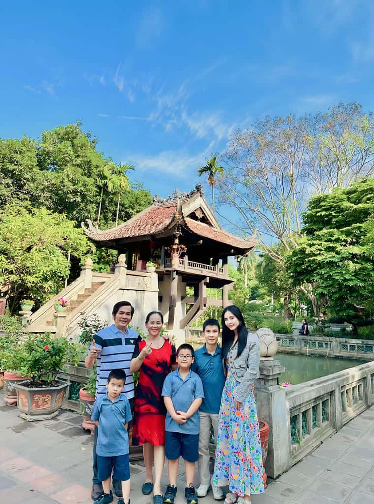 chua mot cot hanoi