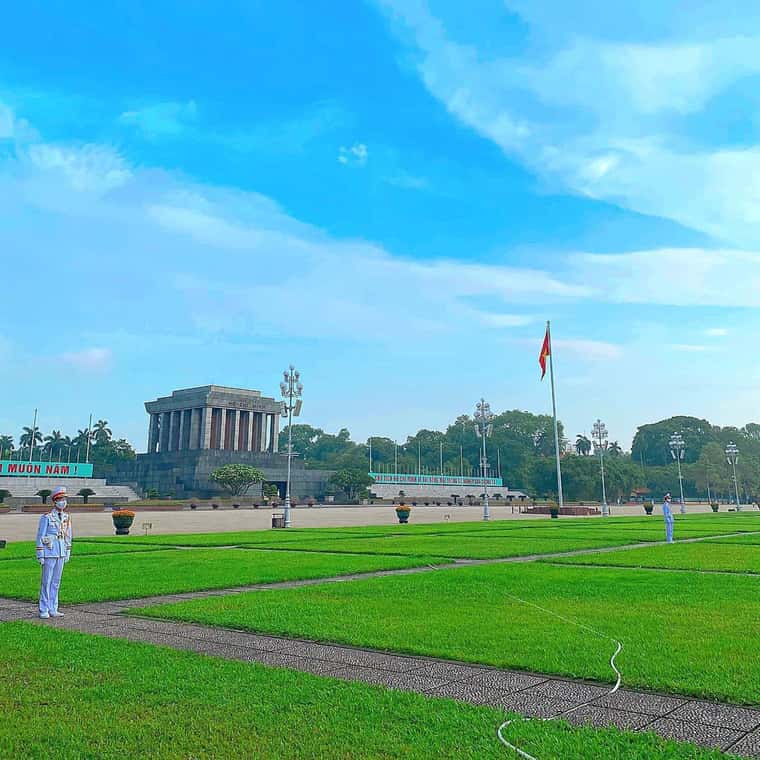 quang truong ba dinh hanoi