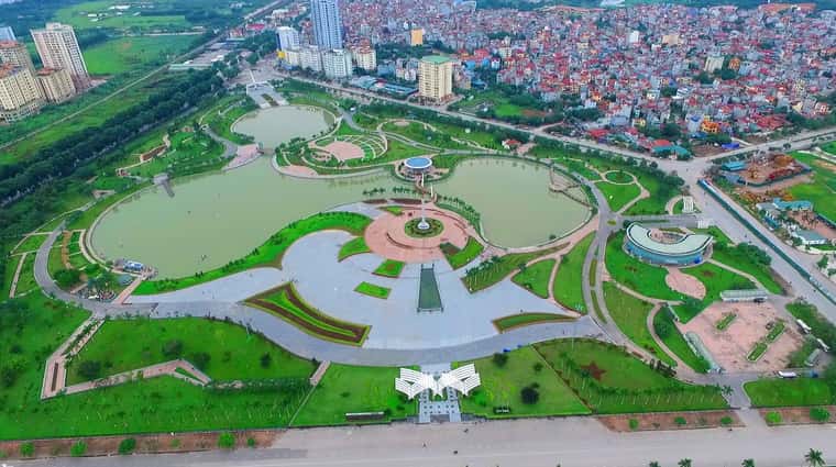 justfly cong vien hoa binh hanoi