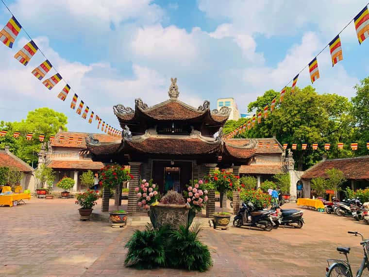 justfly chua lang hanoi