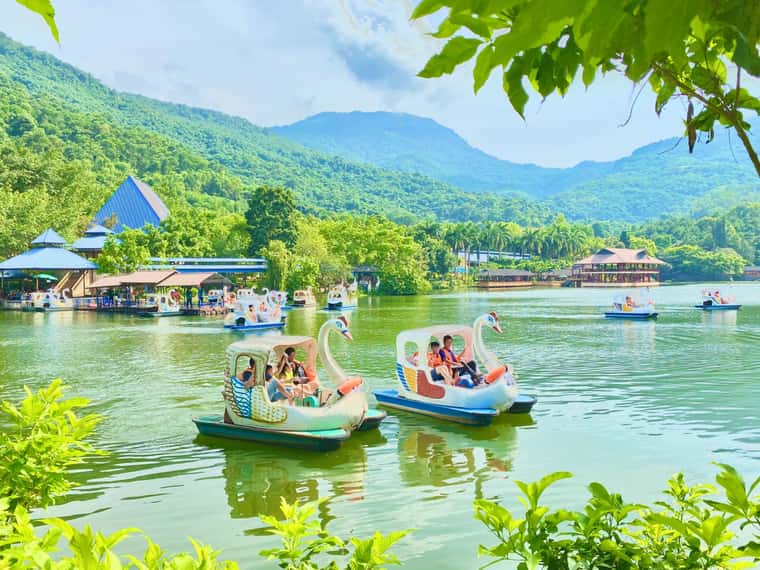 justfly khu du lich ao vua ba vi hanoi