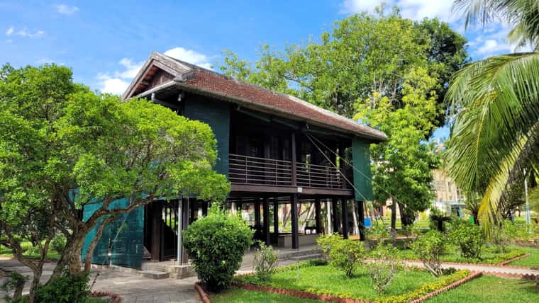 justfly bao tang ho chi minh chi nhanh quan khu 5 da nang