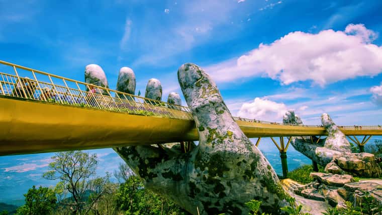 justfly cau vang da nang
