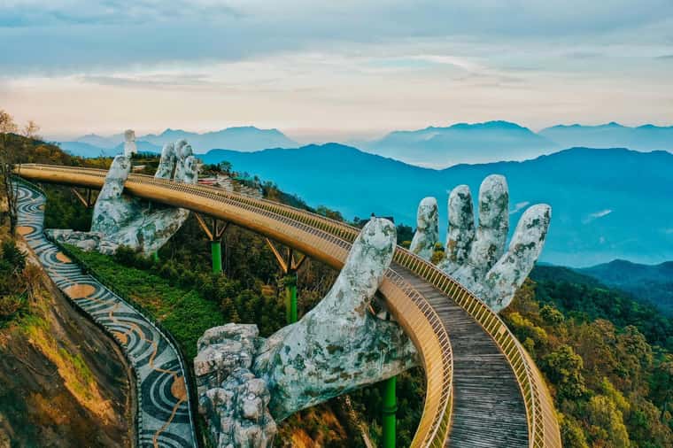 justfly cau vang da nang