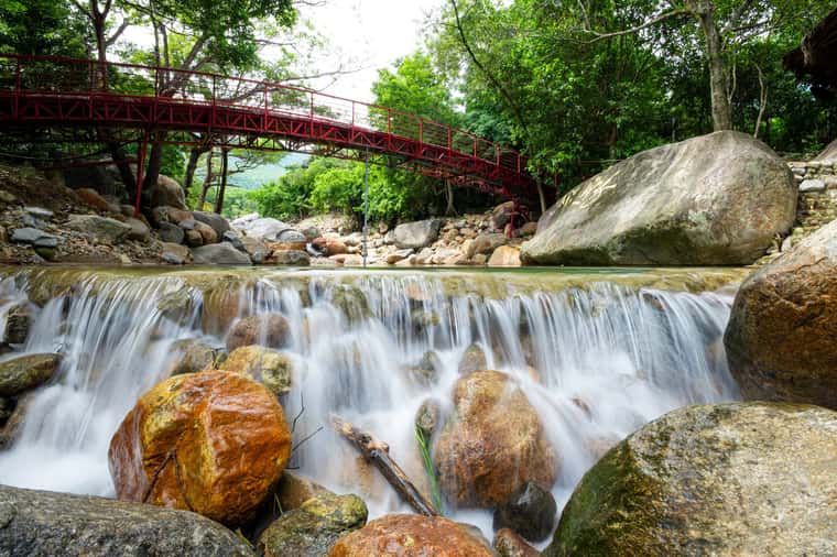 khu du lich suoi luong deo hai van park da nang