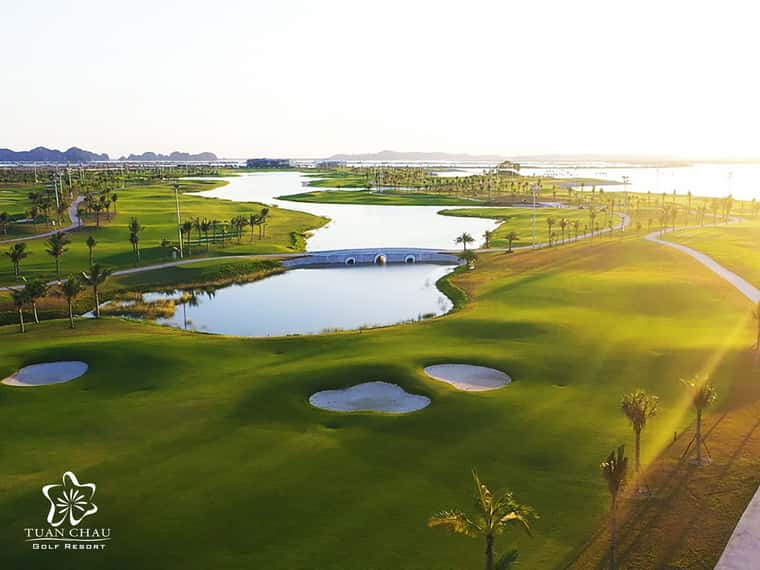 ha-long-san-golf-tuan-chau-04.jpg