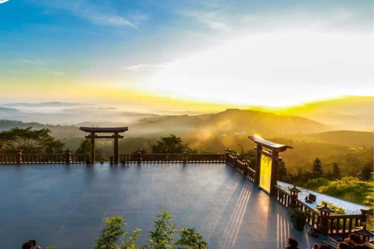 justfly-chua-linh-quy-phap-an-da-lat-jpg.jpg