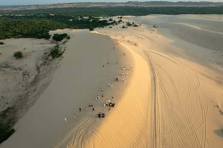 bau-trang-bau-sen-doi-cat-trang-31.jpg