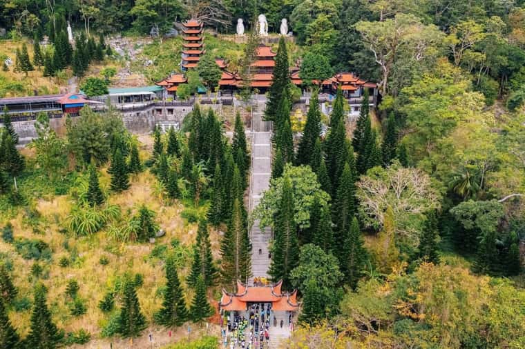 nui-ta-cu-linh-son-truong-tho.jpg